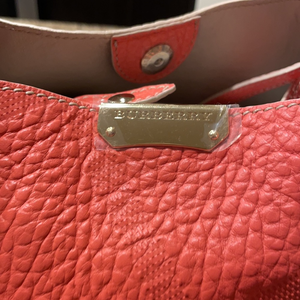 Burberry Signature Grain Check Canterbury Tote - Picture 5 of 16